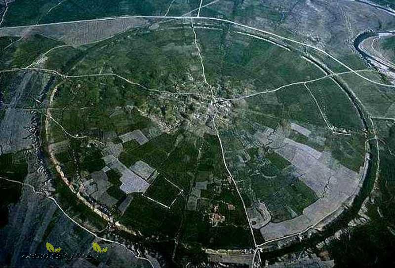 عکس هوایی از شهر باستانی گور فیروزآباد