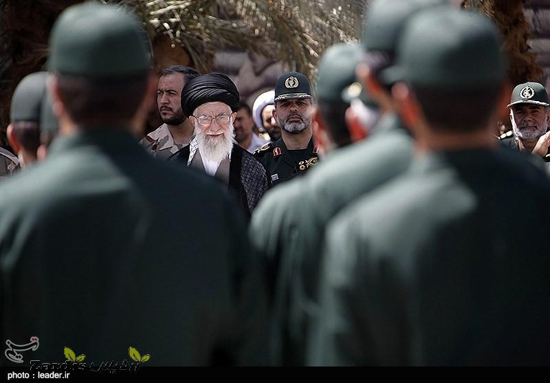 Carry On Resolutely, Leader Tells IRGC Staff_thumbnail