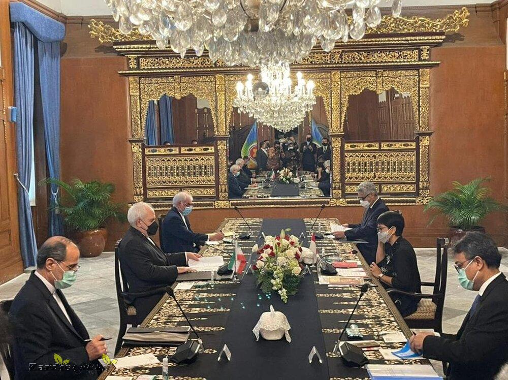Zarif insists on finalizing preferential trade agreement with Indonesia_thumbnail