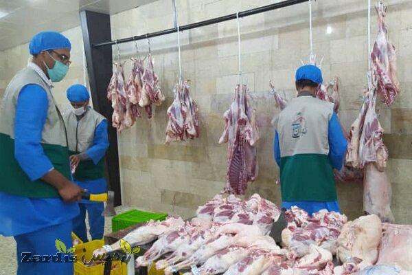توزیع ۲۲۰۰ بسته گوشت گرم در شب عید فطر بین نیازمندان کرمانشاه_thumbnail