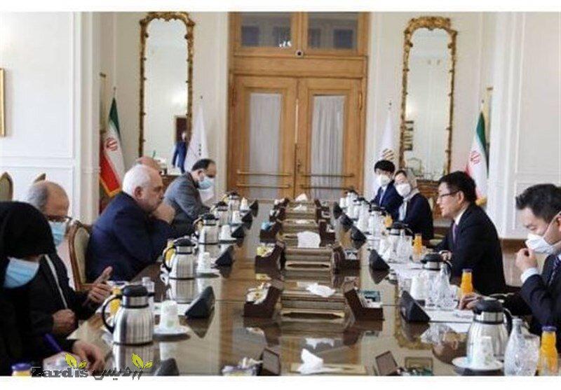 Zarif holds talks with China’s special envoy on Afghanistan_thumbnail