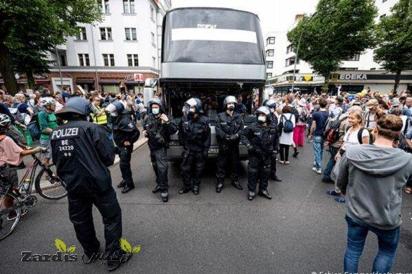 هزاران شهروند آلمانی علیه دولت این کشور به خیابان ها آمدند_thumbnail