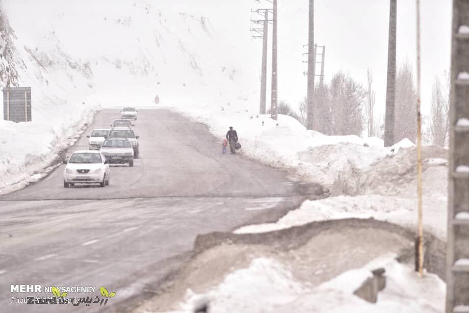 ترافیک سنگین در جاده‌های چالوس، هراز، فیروزکوه و محدوده بهشت زهرا_thumbnail