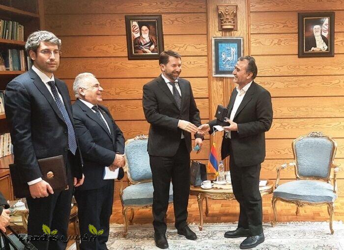 Iran eyes increasing economic coop. with Armenia_thumbnail