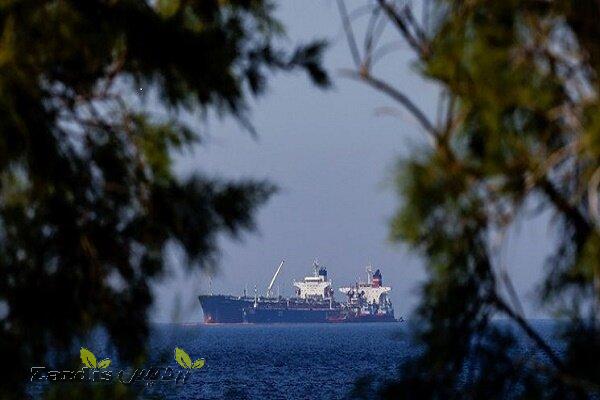 Iranian tanker to retrieve oil cargo confiscated by US_thumbnail