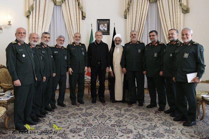 IRGC commanders meet President-elect Pezeshkian_thumbnail