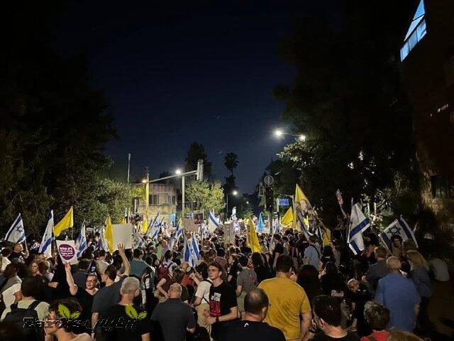 Huge protests against Netanyahu continue on Monday_thumbnail