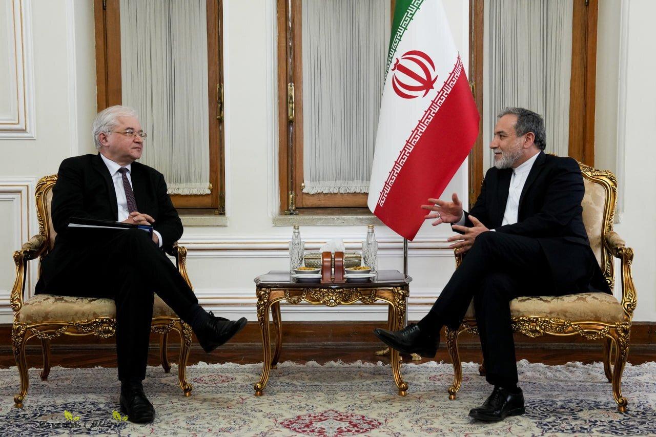 Iran FM consults with Russian envoy over Caucasus_thumbnail