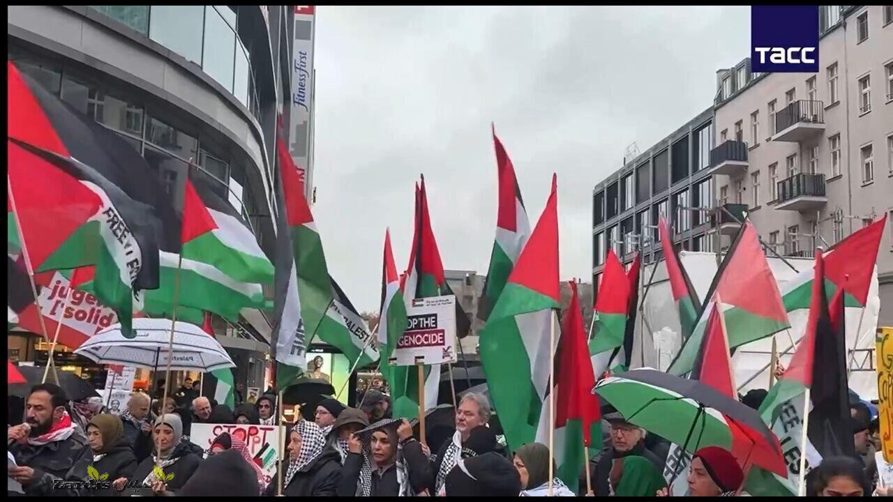 Pro-Palestine demonstration held in Berlin_thumbnail