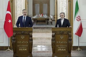 عراقچی: از روند خلح سلح گروهای تروریستی حمایت میکنیم_thumbnail