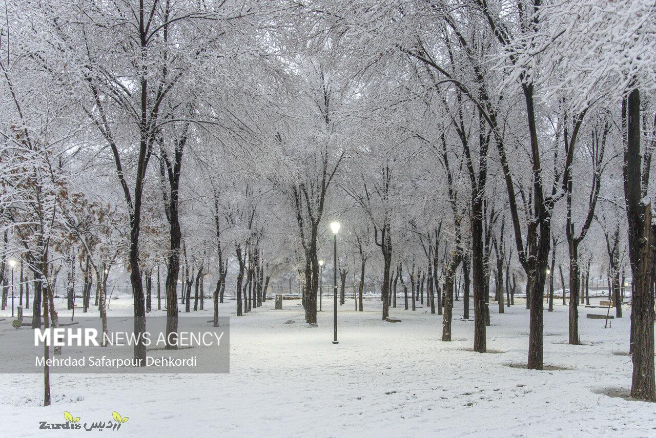 First autumn snowfall blankets Shahr-e Kord_thumbnail
