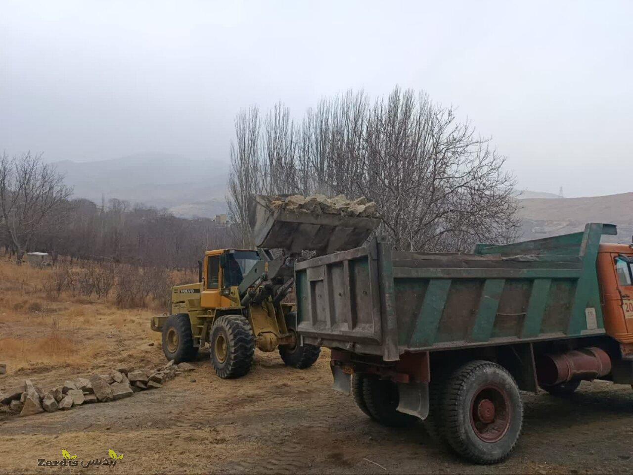 برخورد شهرداری همدان با ساخت‌وساز غیرمجاز در باغات شهر_thumbnail